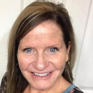 Meet your Posher, Pamela